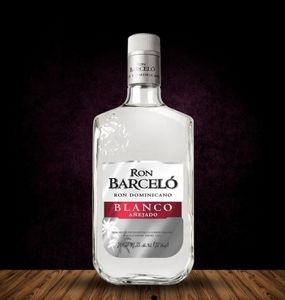 Ron Barcelo Blanco